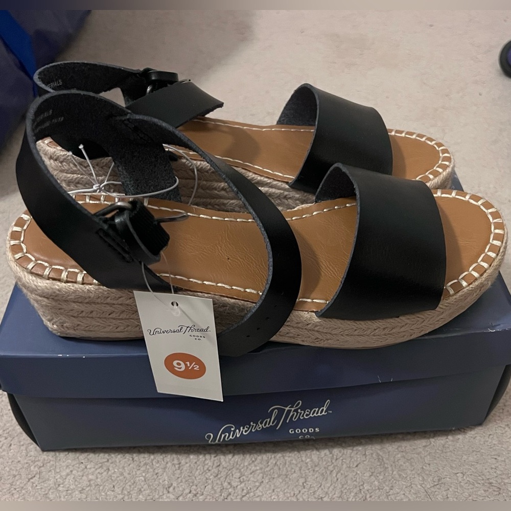Universal Thread Black Platform Espadrille Sandal… - image 1